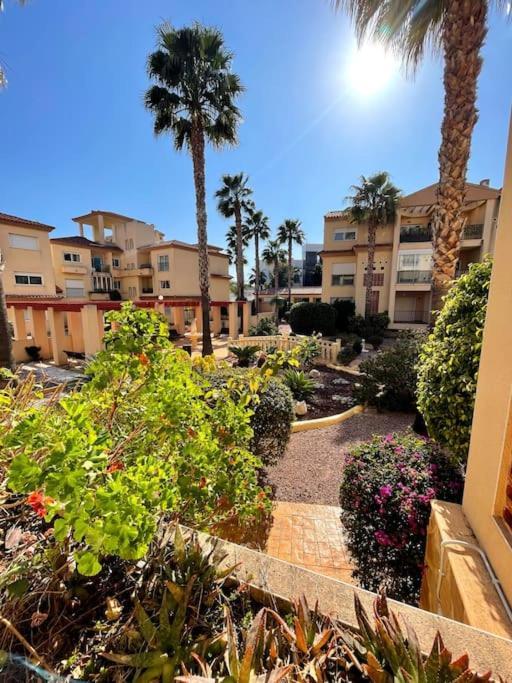 Beautiful 1 Bedroom Apartment In Albir Альбир Экстерьер фото