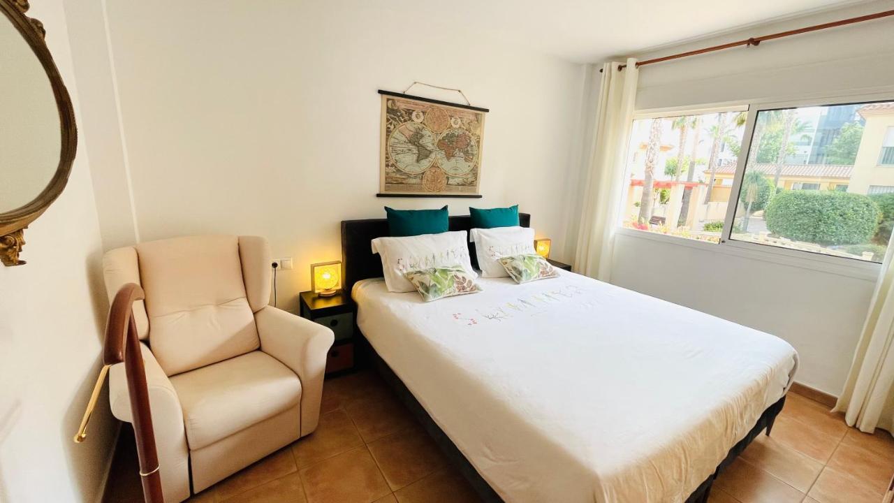 Beautiful 1 Bedroom Apartment In Albir Альбир Экстерьер фото